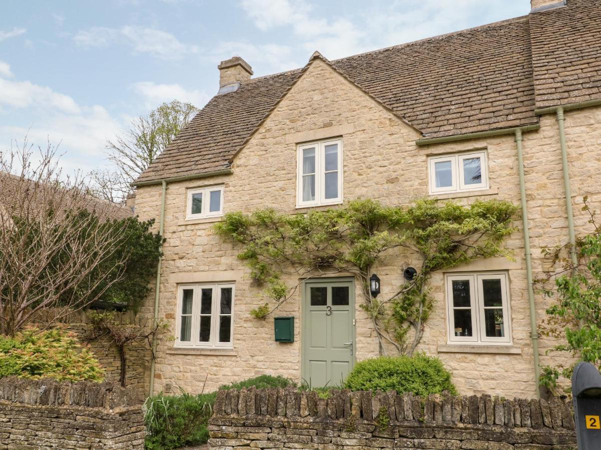 3 Painters Field Cirencester Exterior foto