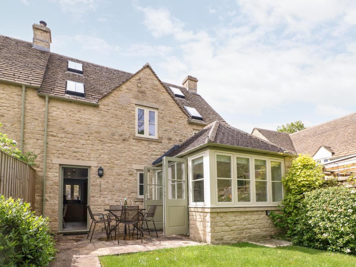 3 Painters Field Cirencester Exterior foto