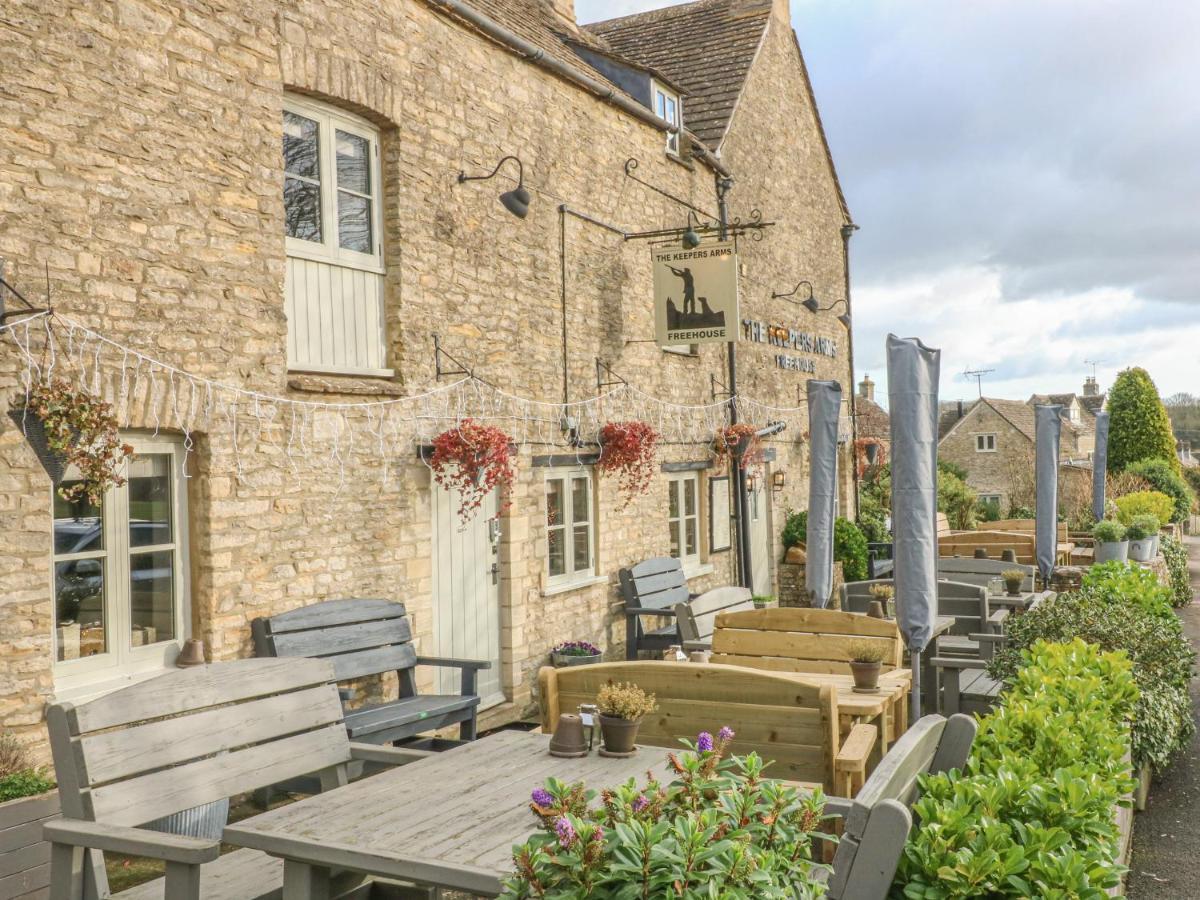 3 Painters Field Cirencester Exterior foto